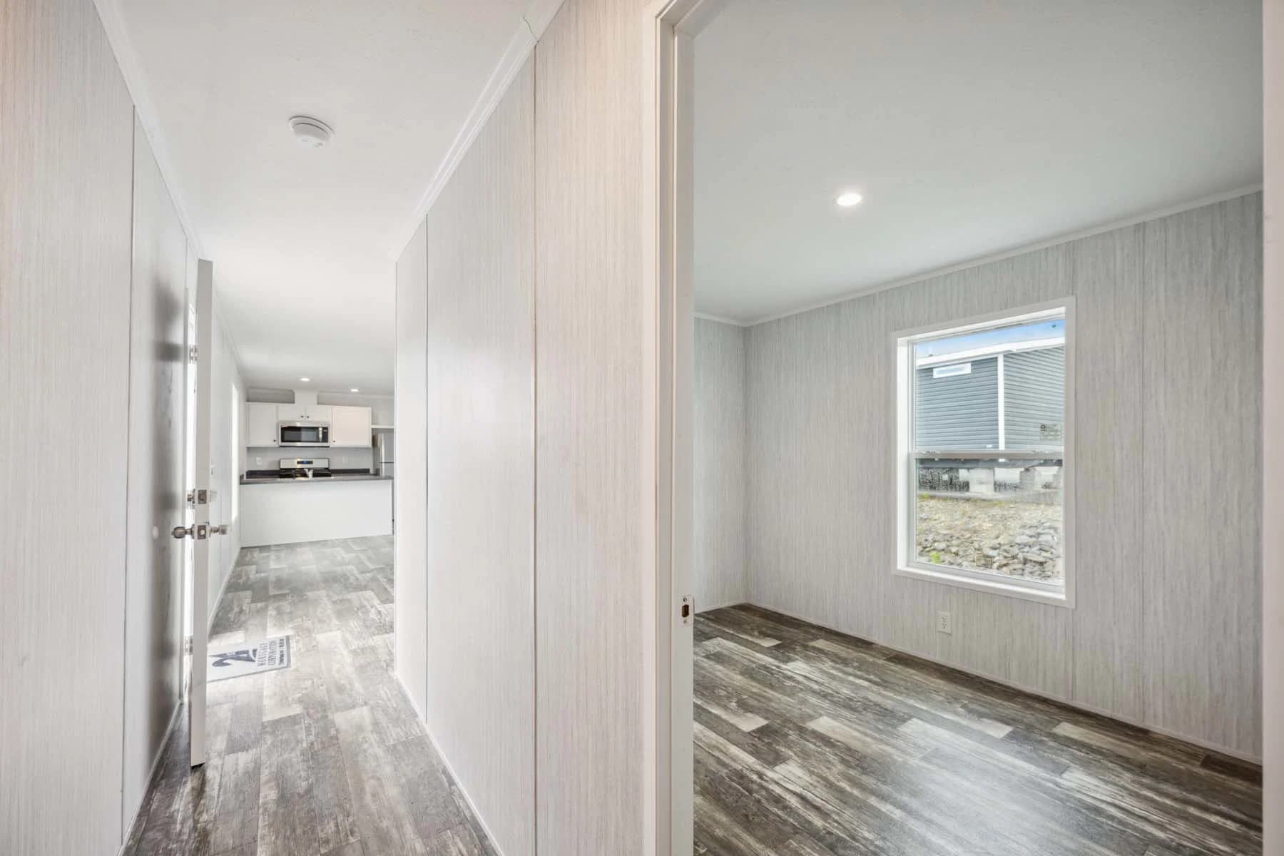 Otis 3 interior home features