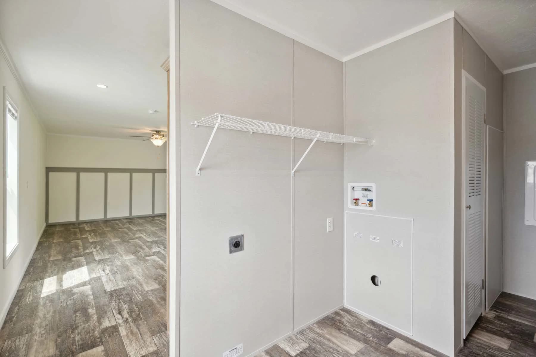 Placid 3 interior home features