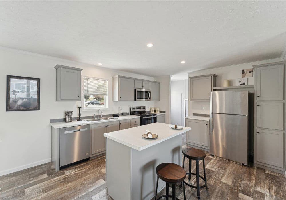 Apex 3900 kitchen home features