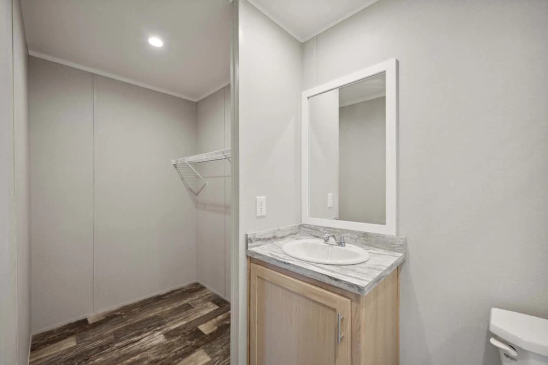 Placid 3 bathroom home features