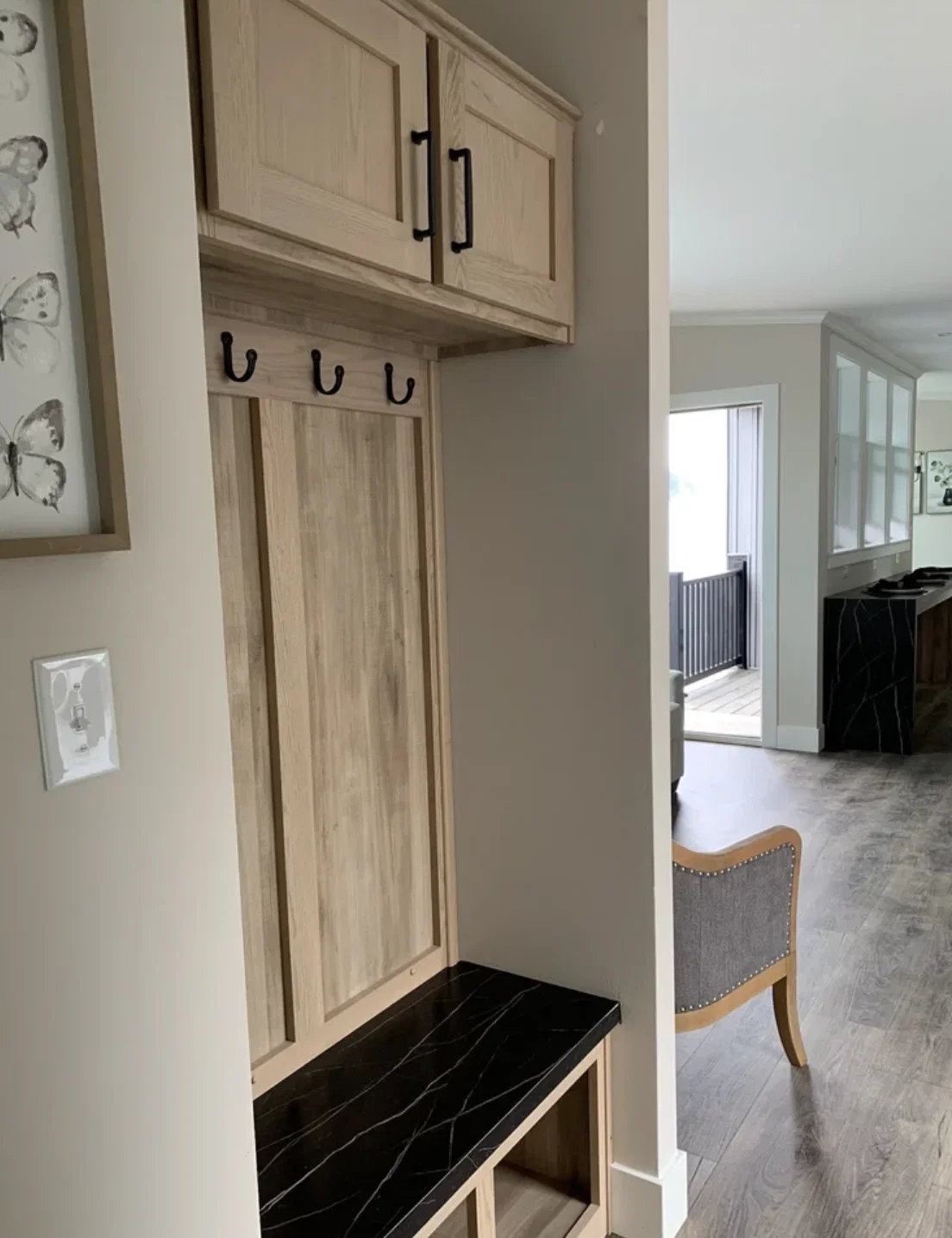 Zk-1100 interior home features