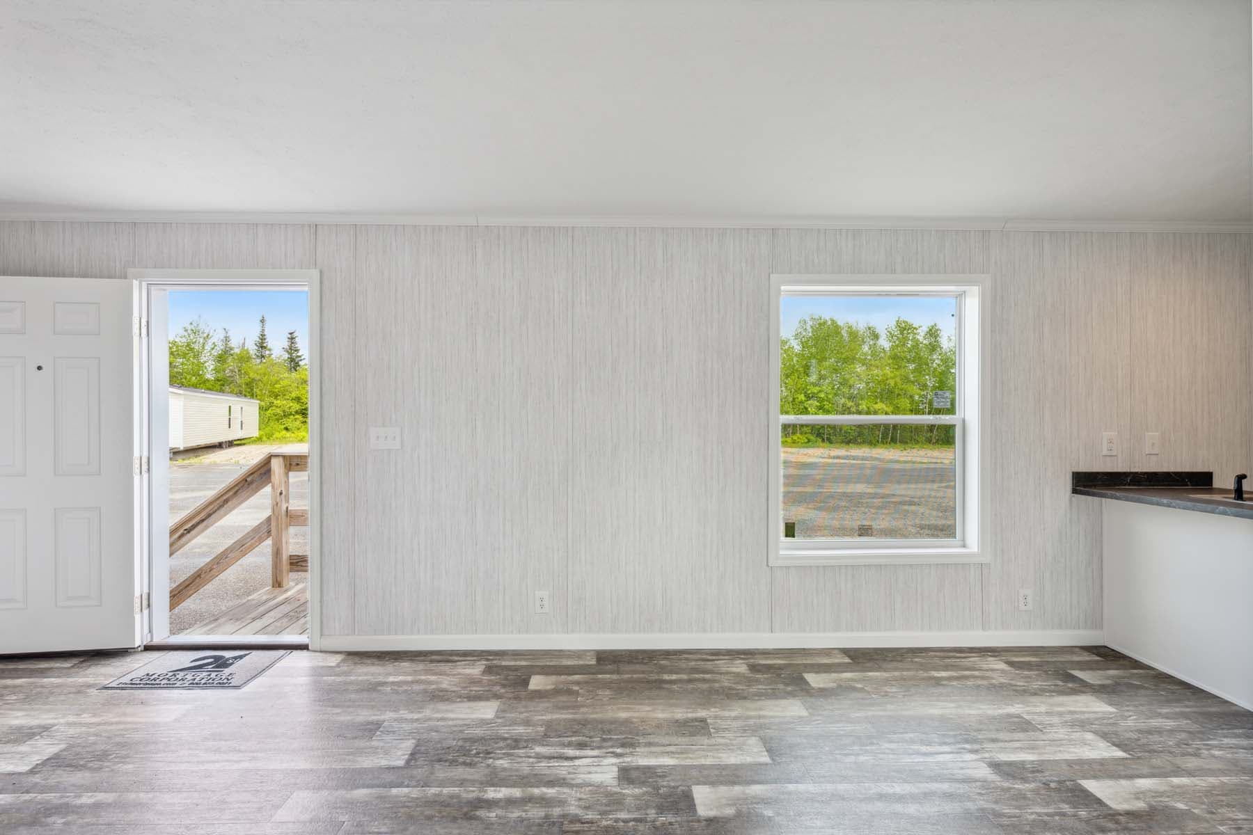 Otis 3 interior home features