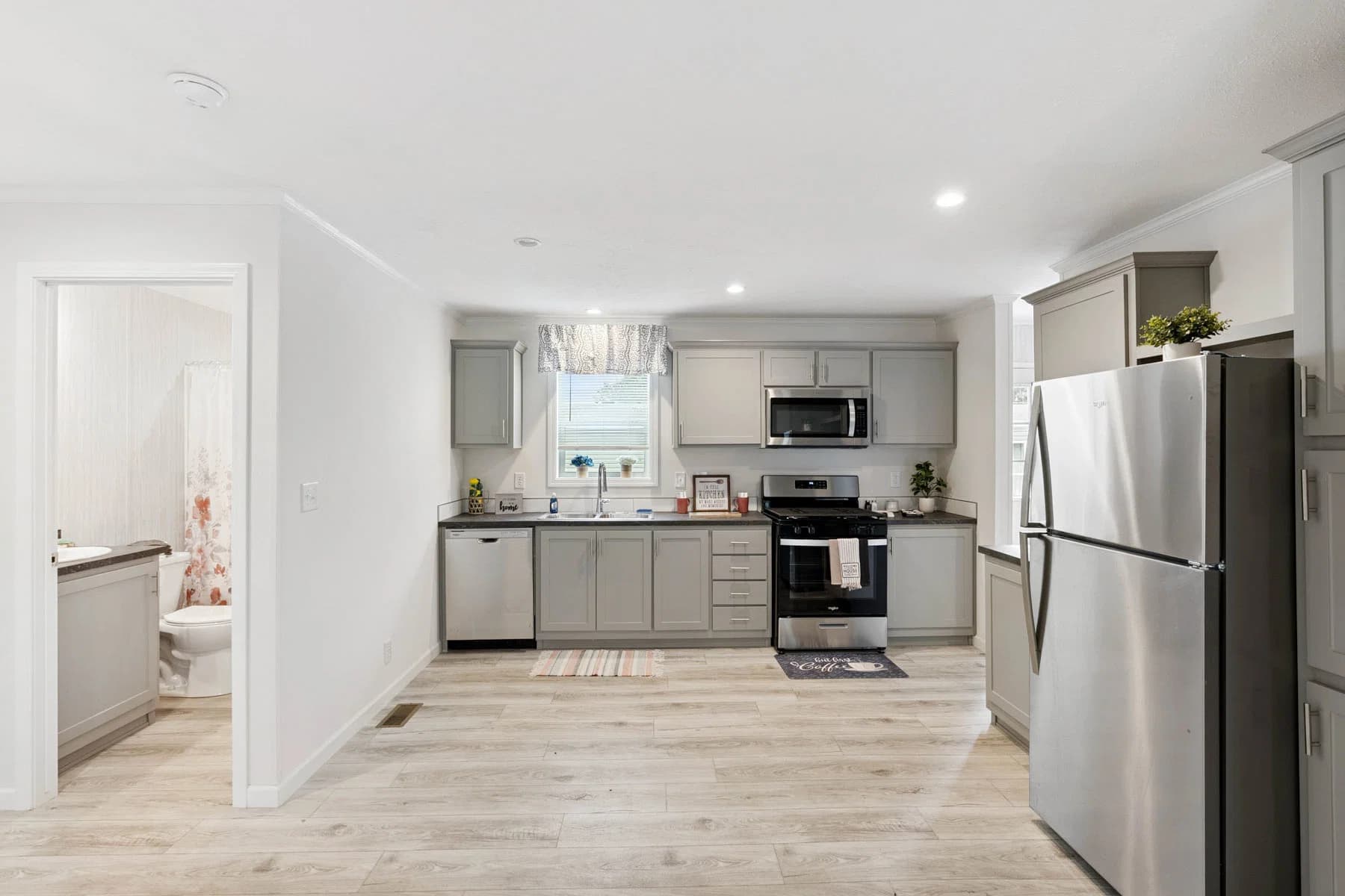 Moosehead interior home features