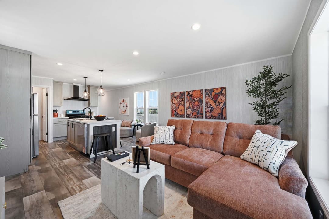 Devotion 940 interior home features