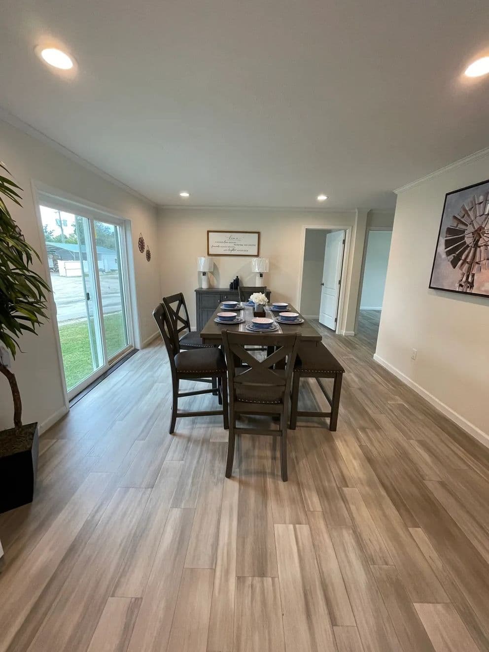 Moonstone interior home features
