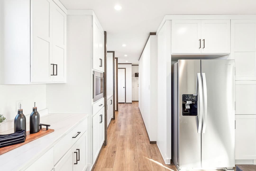 Bravery 2027 (5 bed) kitchen home features