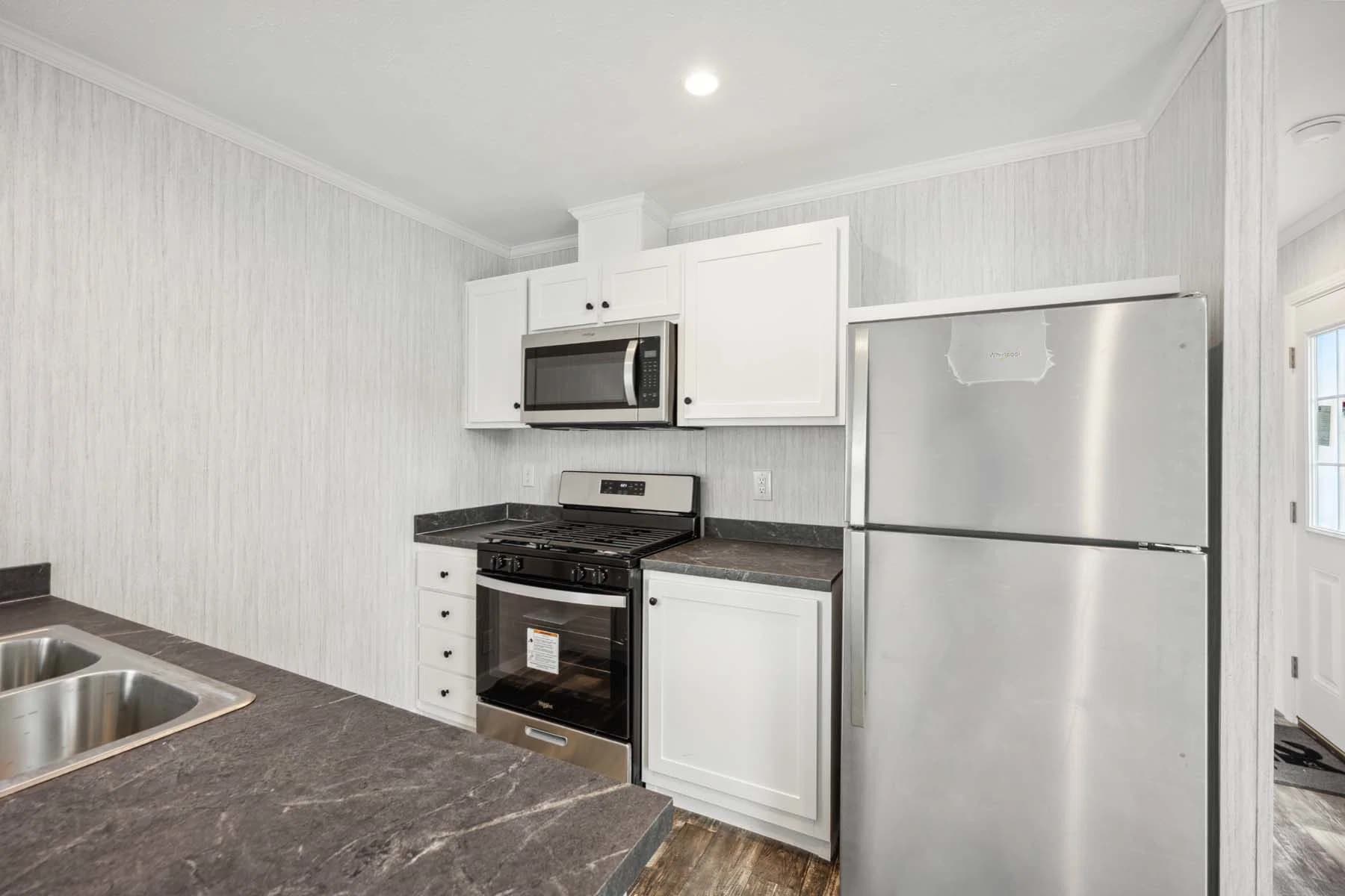 Otis 3 kitchen home features