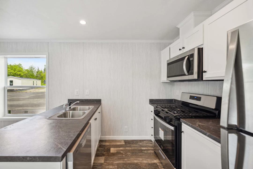 Otis 3 kitchen home features