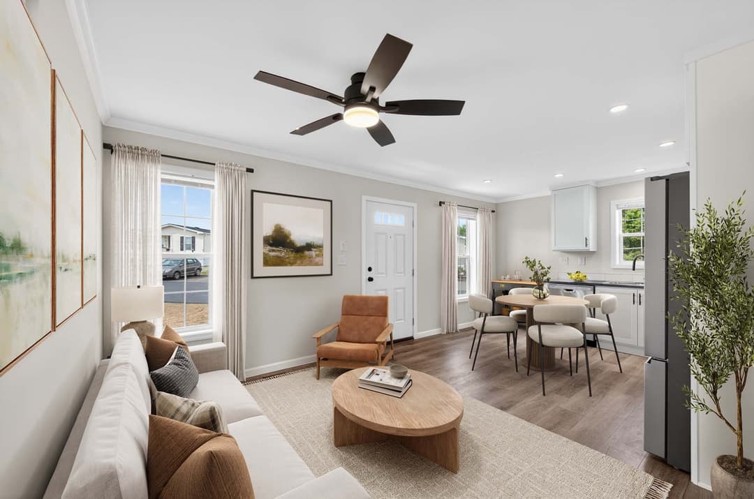 Symphony 641 interior home features
