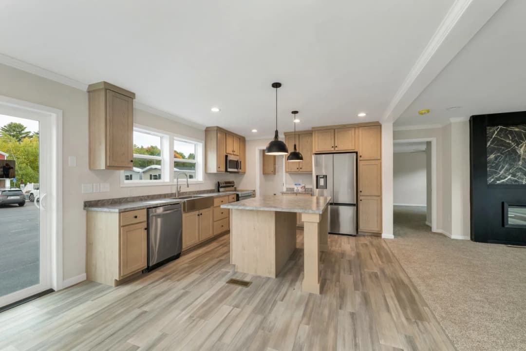 Spinel 64 kitchen home features