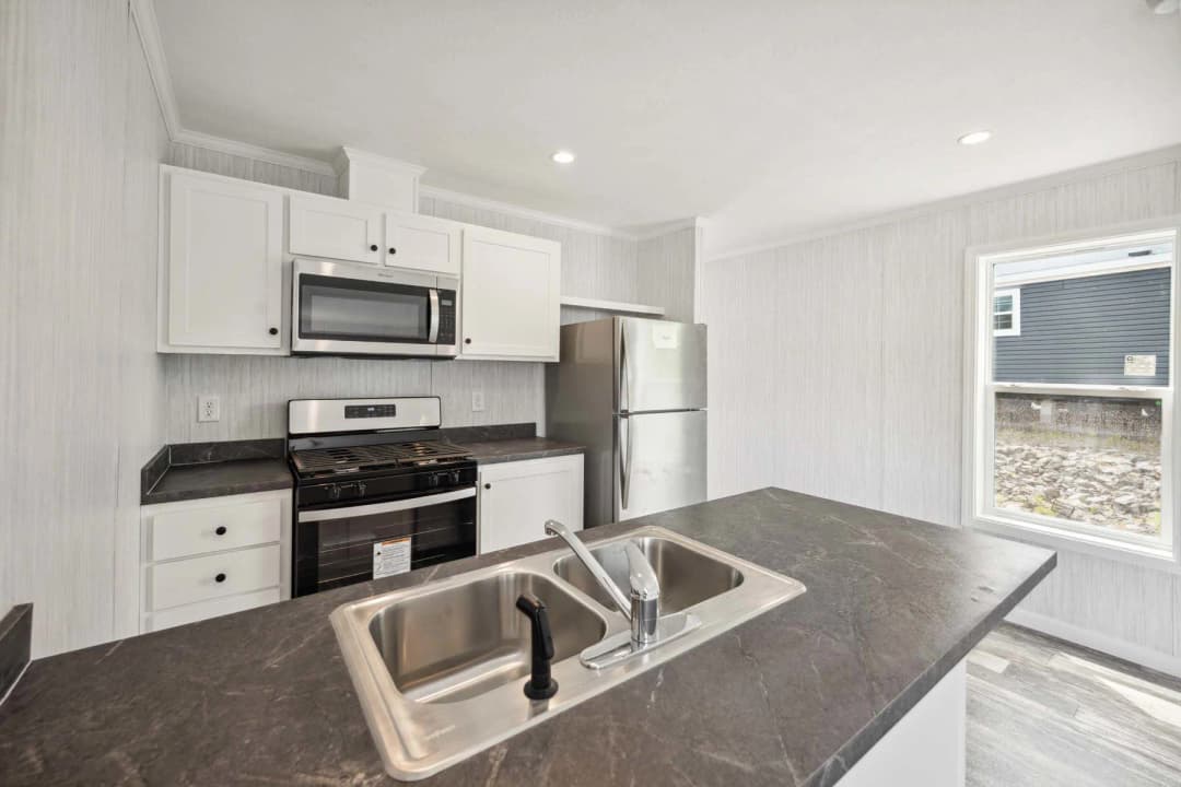 Otis 3 kitchen home features