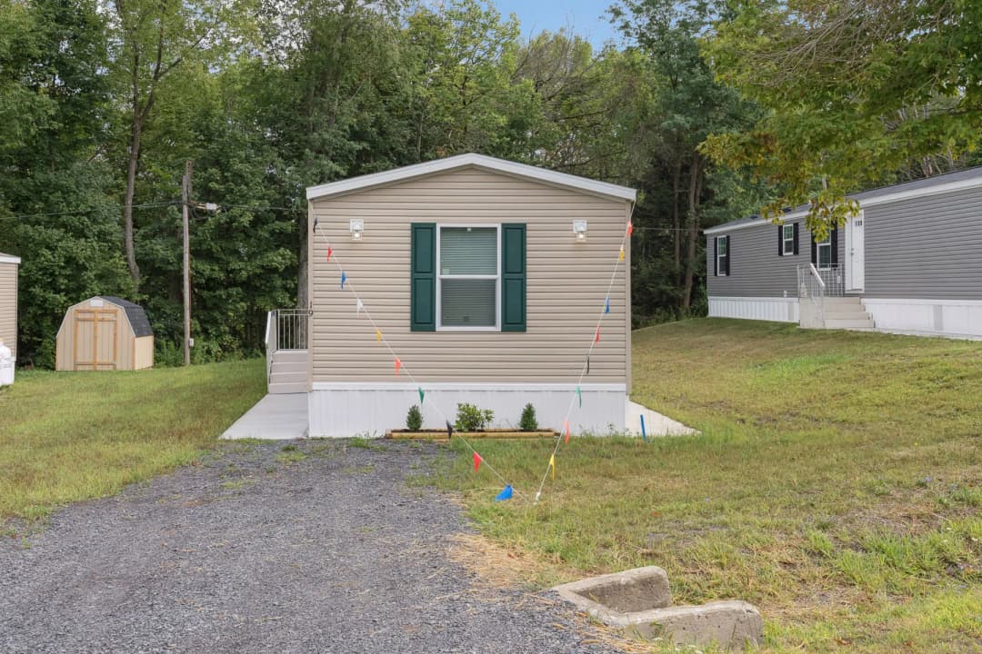 Placid 2 elevation and exterior home features
