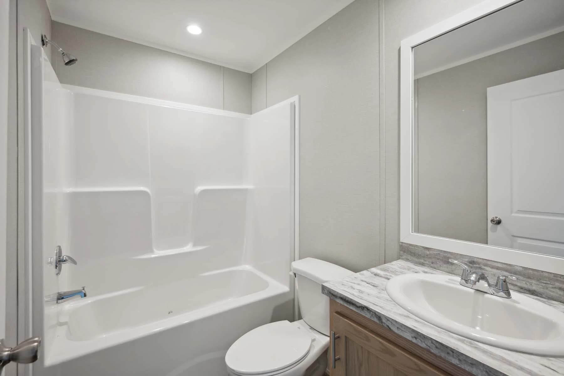 Placid 3 bathroom home features
