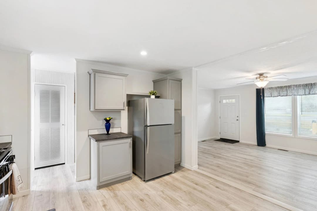Moosehead kitchen home features