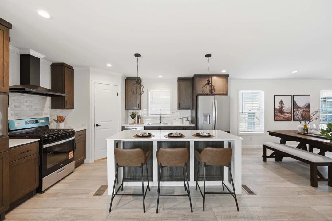 Abundance 1600 kitchen home features