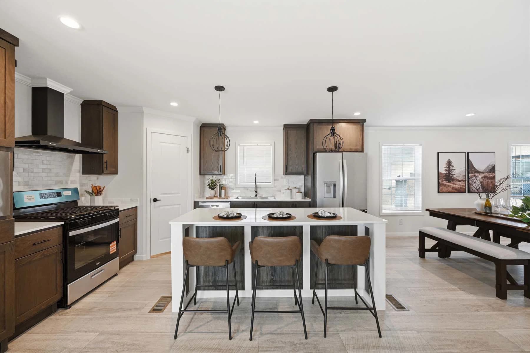 Abundance 1600 kitchen home features