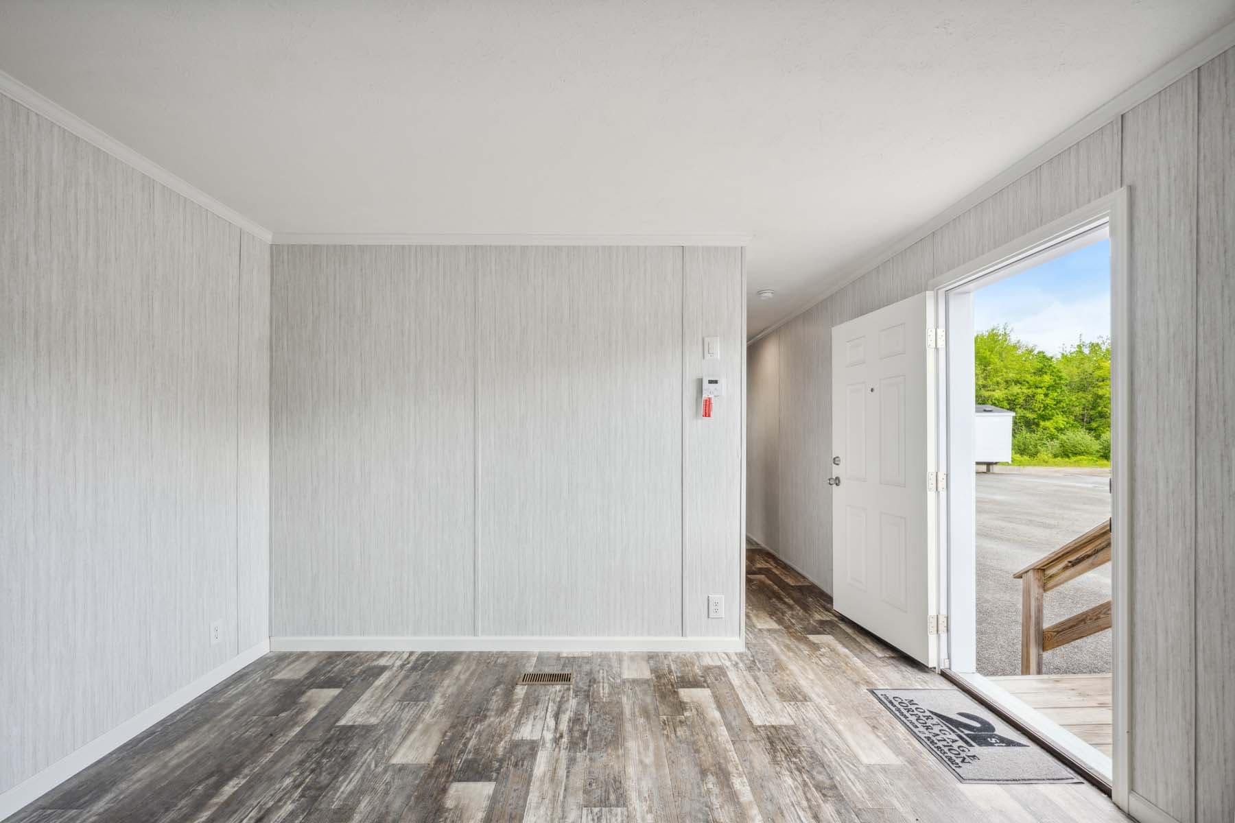Otis 3 interior home features