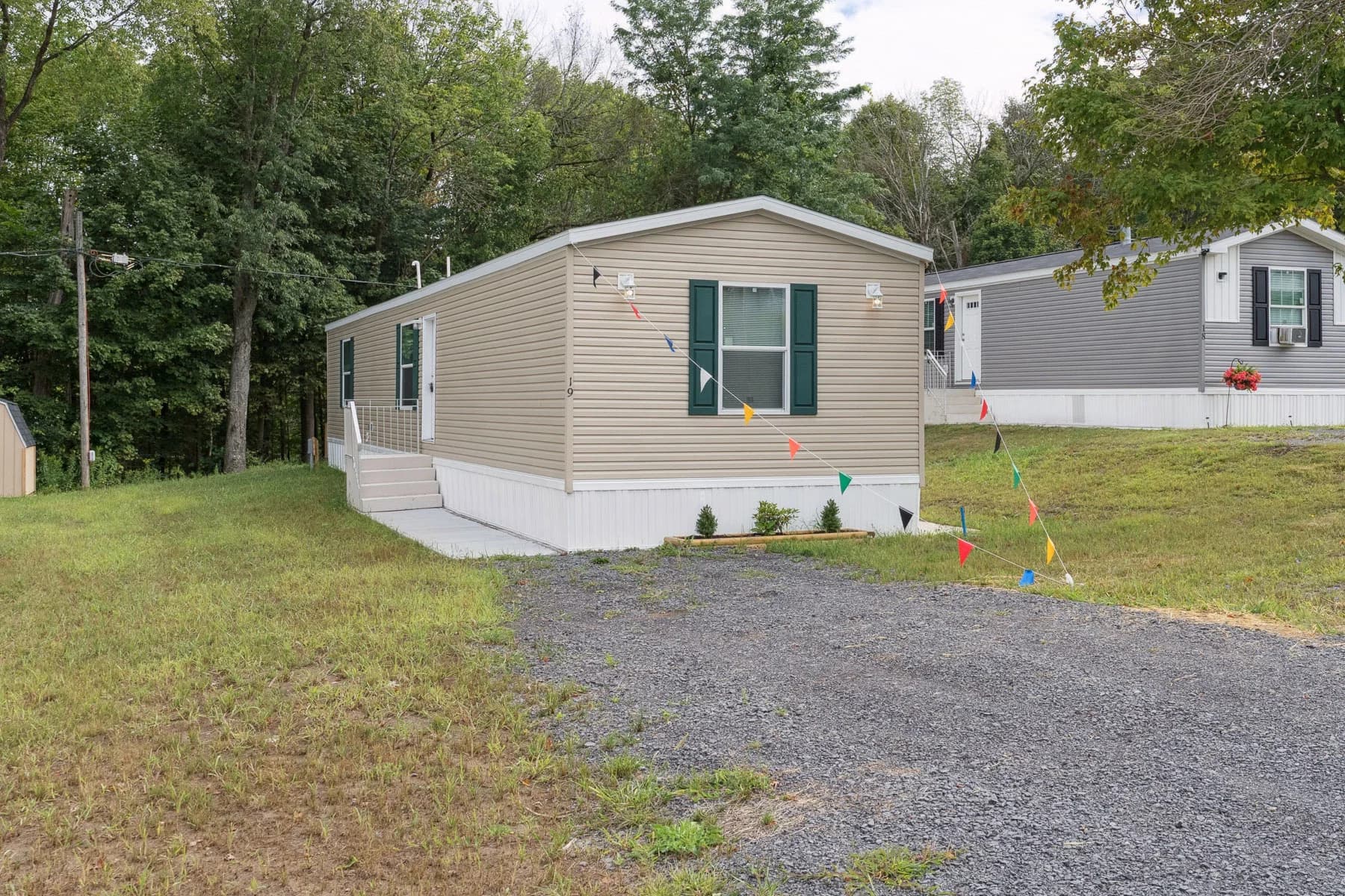 Placid 2 elevation and exterior home features