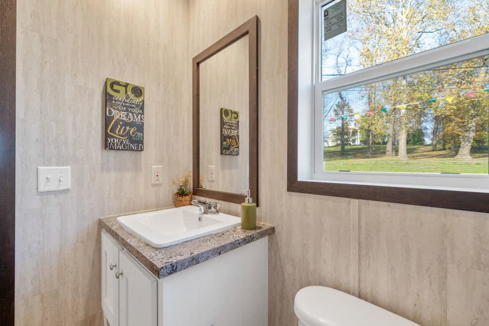 Garnet bathroom home features