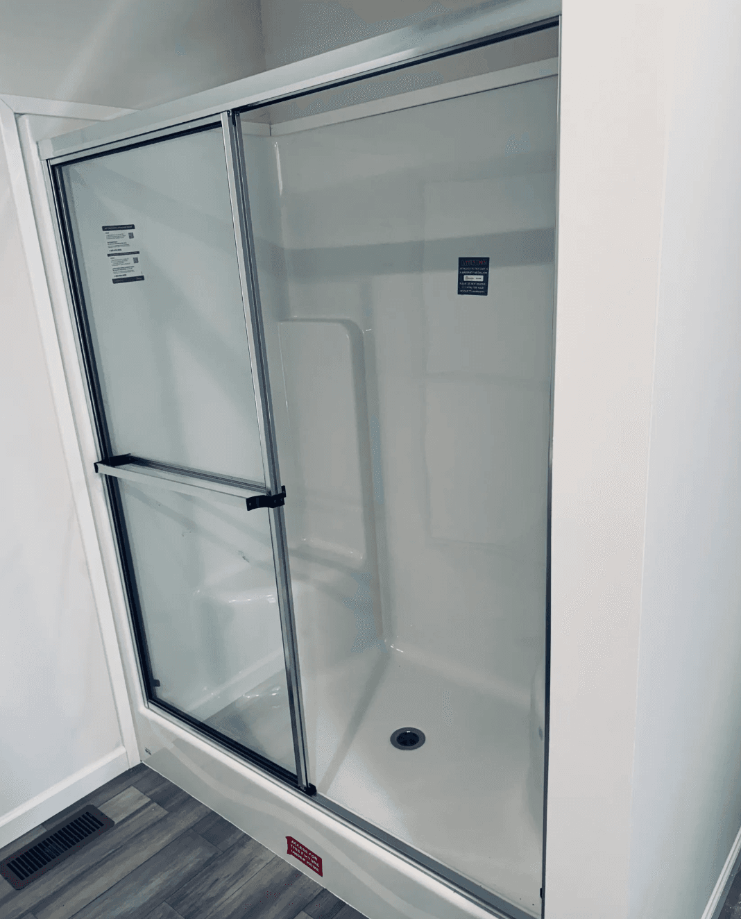 Tourmaline (4 bed) bathroom home features