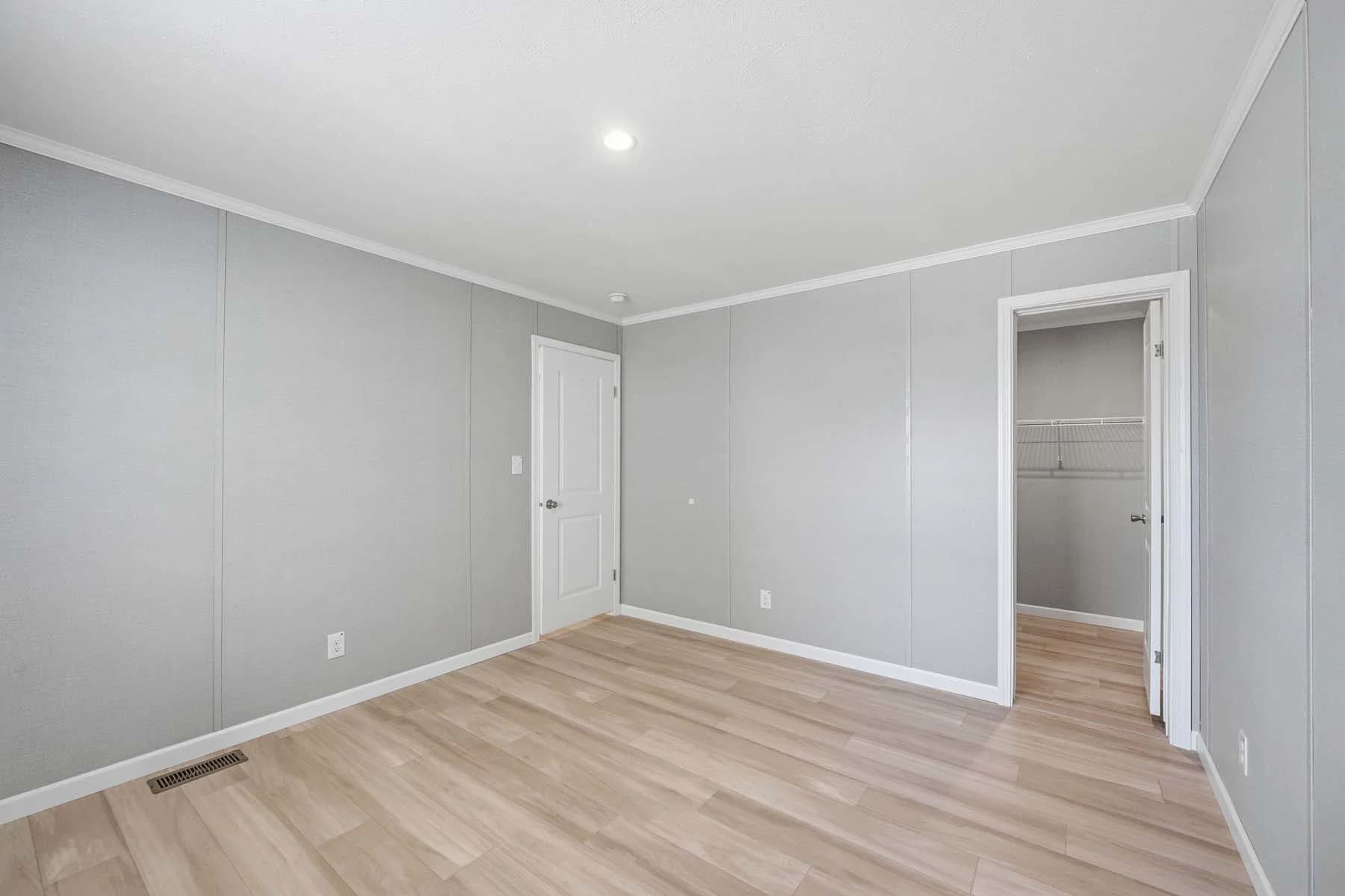 Ontario bedroom home features