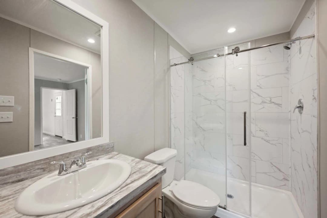 Placid 3 bathroom home features