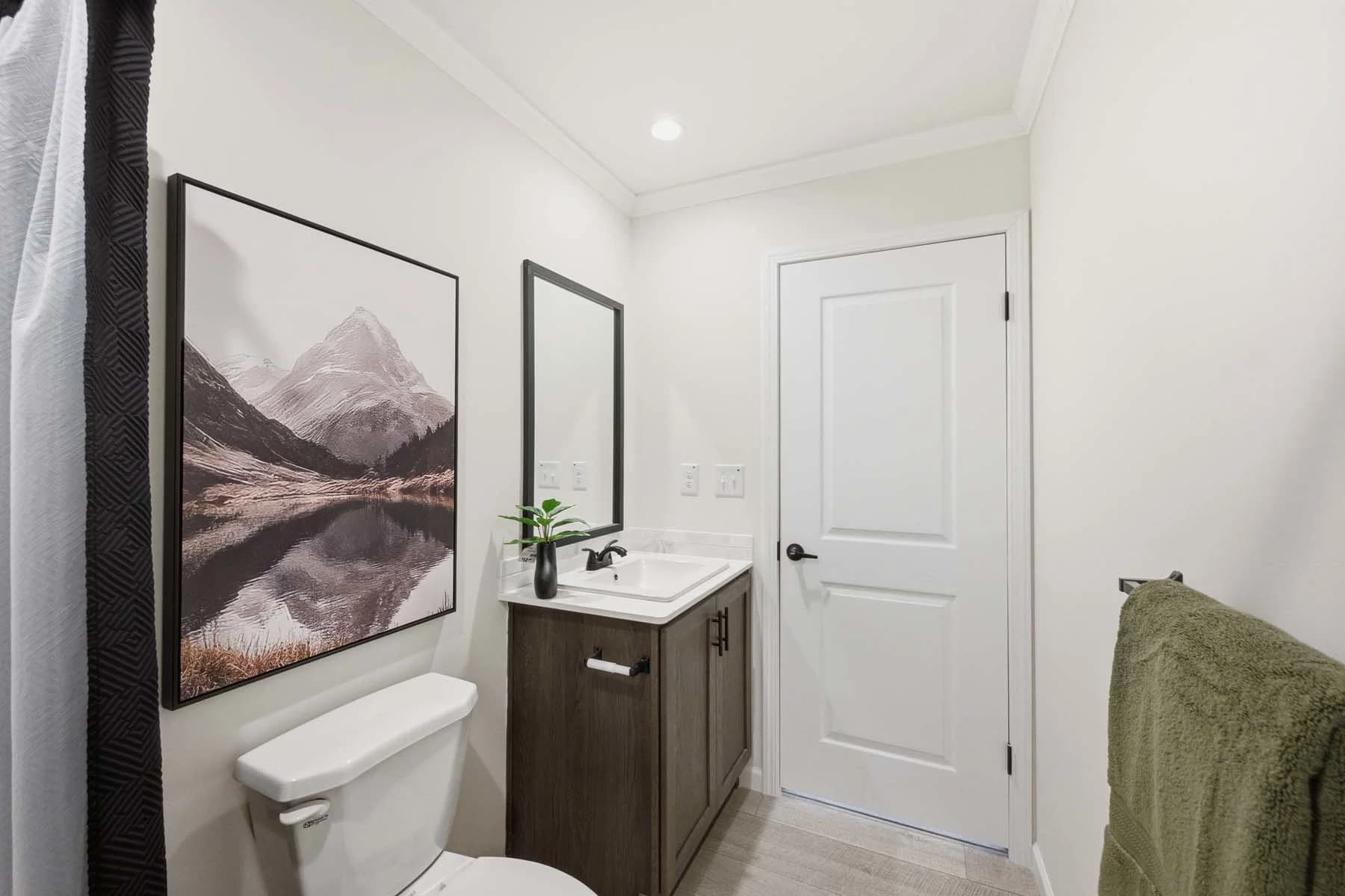 Abundance 1600 bathroom home features