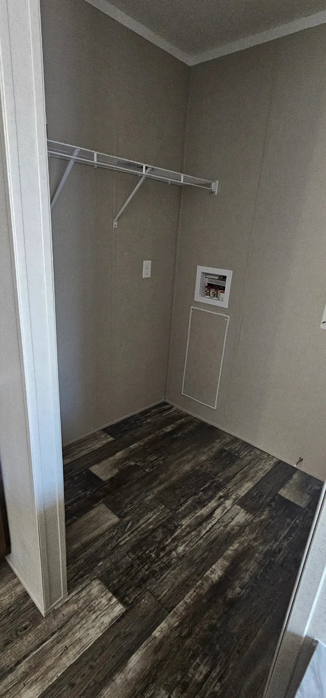 Onyx 48 interior home features