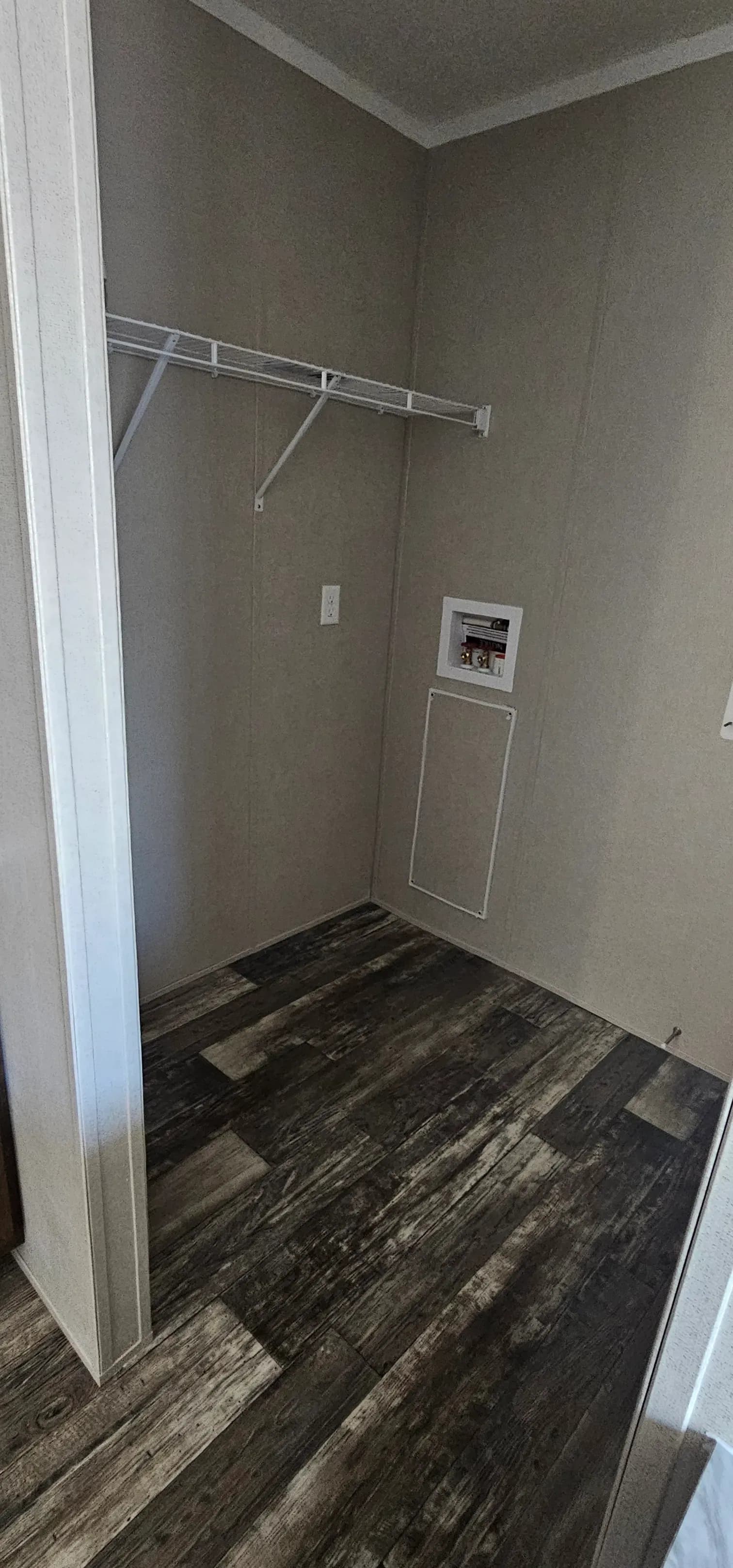 Onyx 48 interior home features