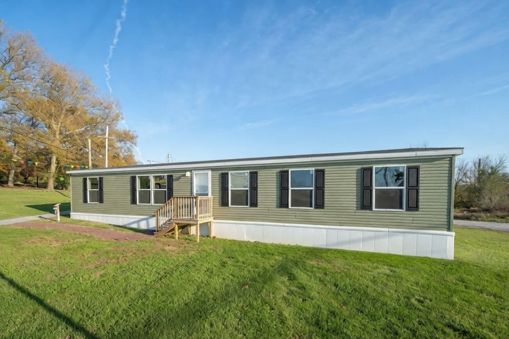 Garnet hero, elevation, and exterior home features