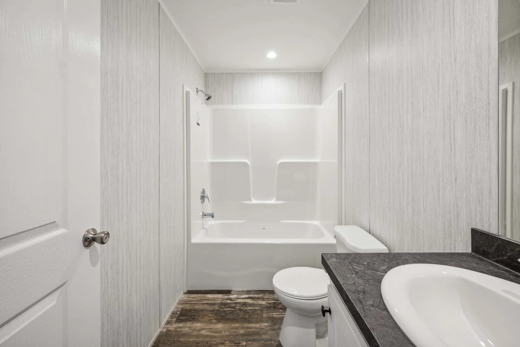 Otis 3 bathroom home features