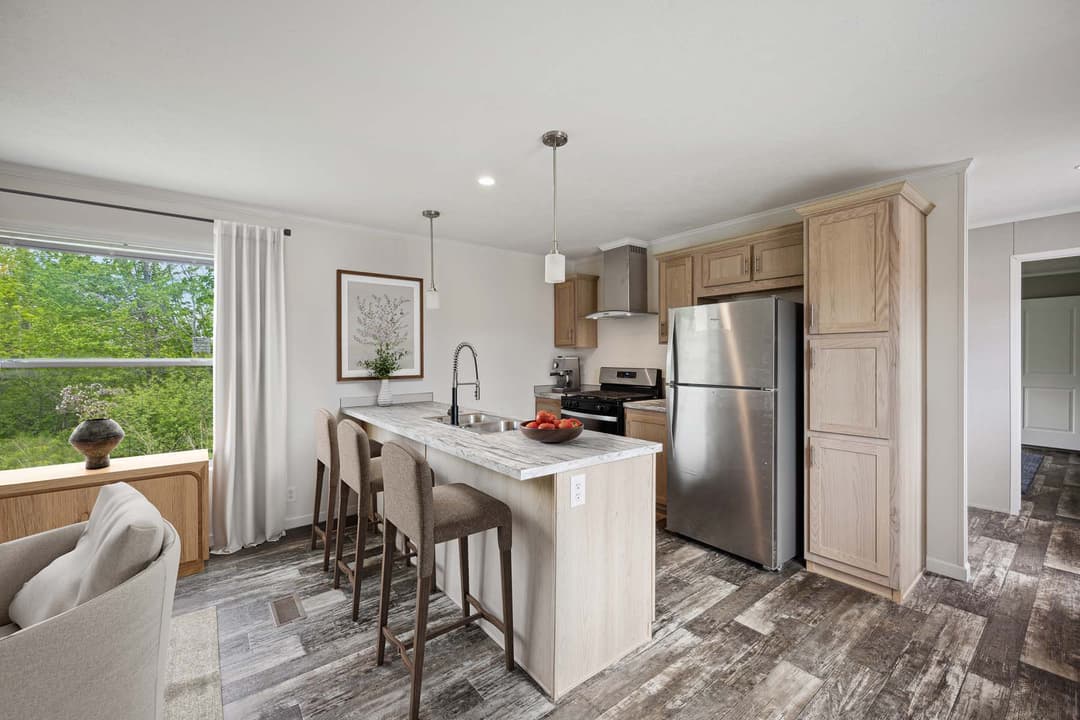 Placid 3 kitchen home features
