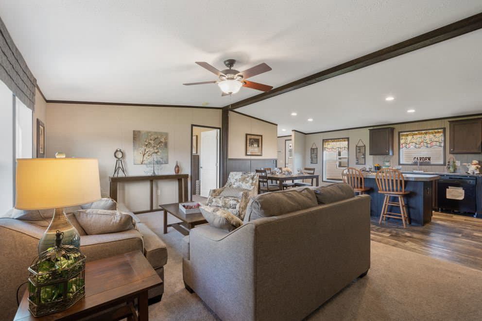 Garnet interior home features