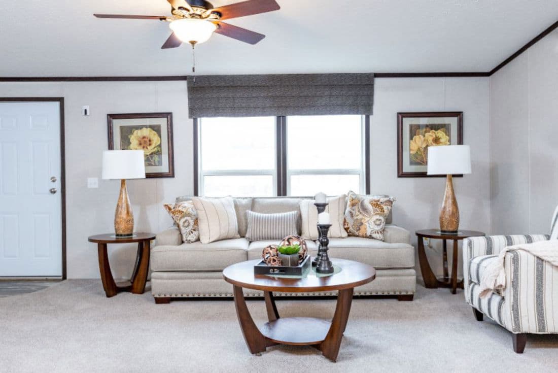 Garnet interior home features