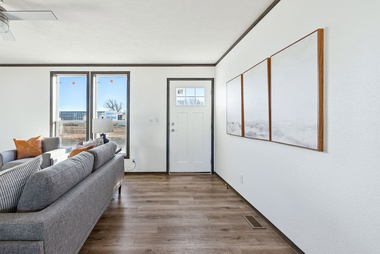 Bravery 2027 (5 bed) interior home features