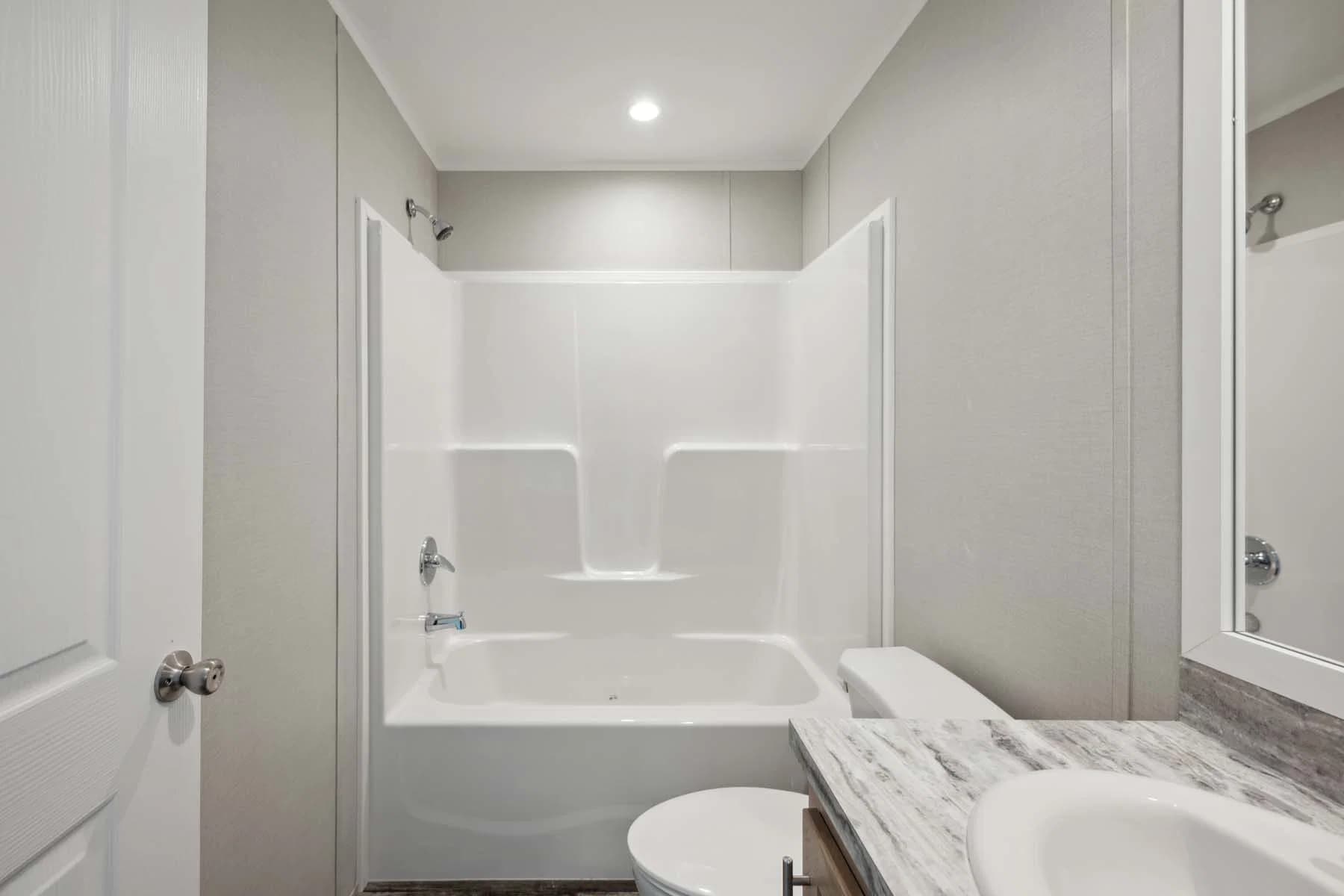 Placid 3 bathroom home features