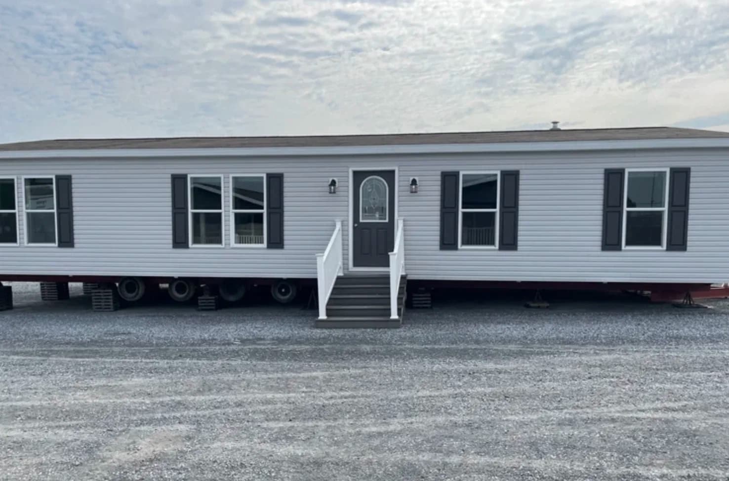 G-3465 hero, elevation, and exterior home features