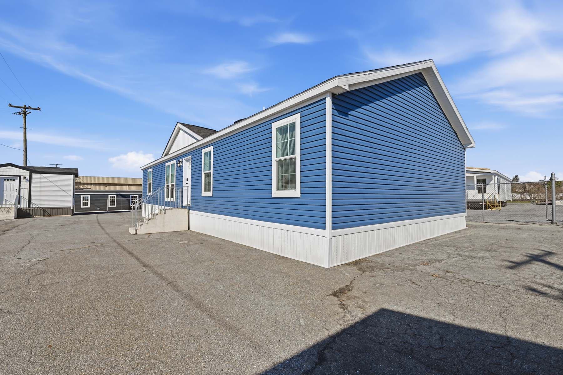 Abundance 1600 elevation and exterior home features