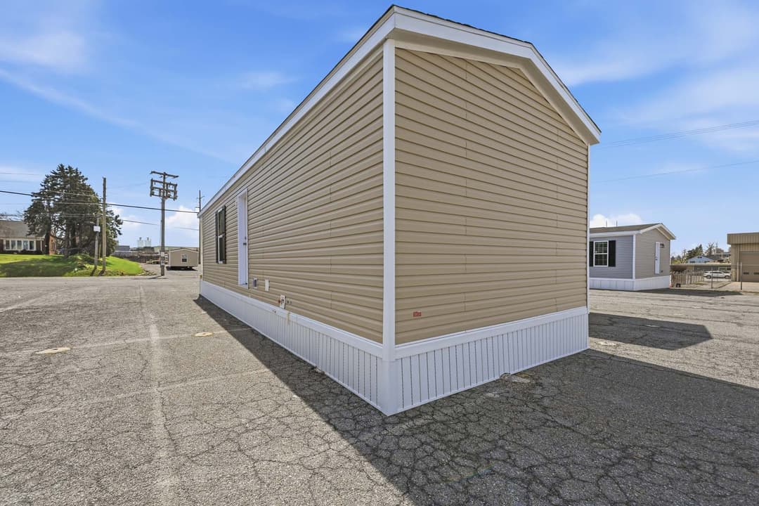 Echo exterior and elevation home features