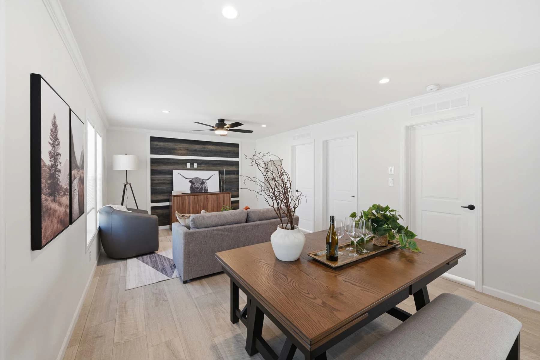 Abundance 1600 interior home features