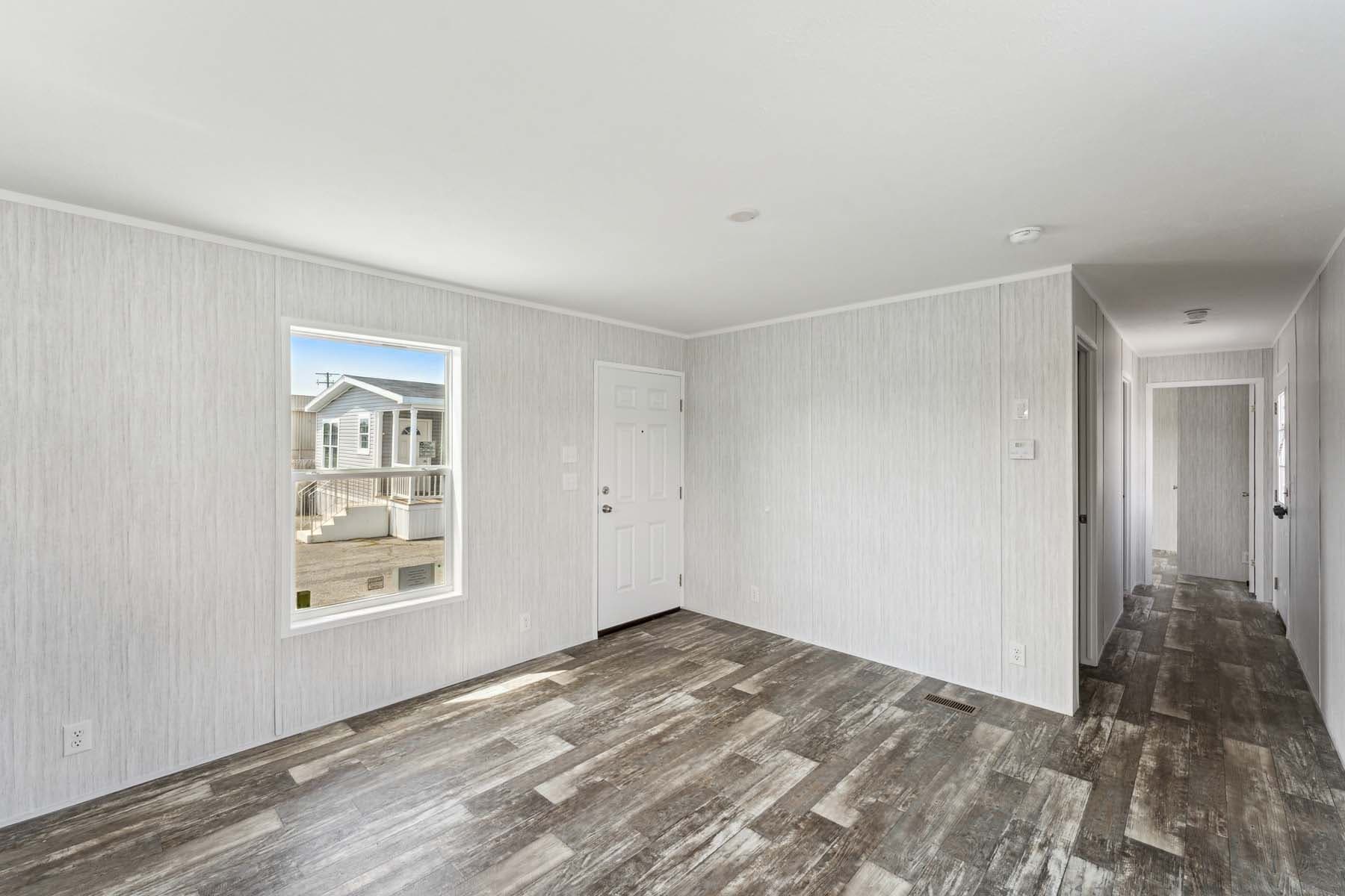 Keuka interior home features