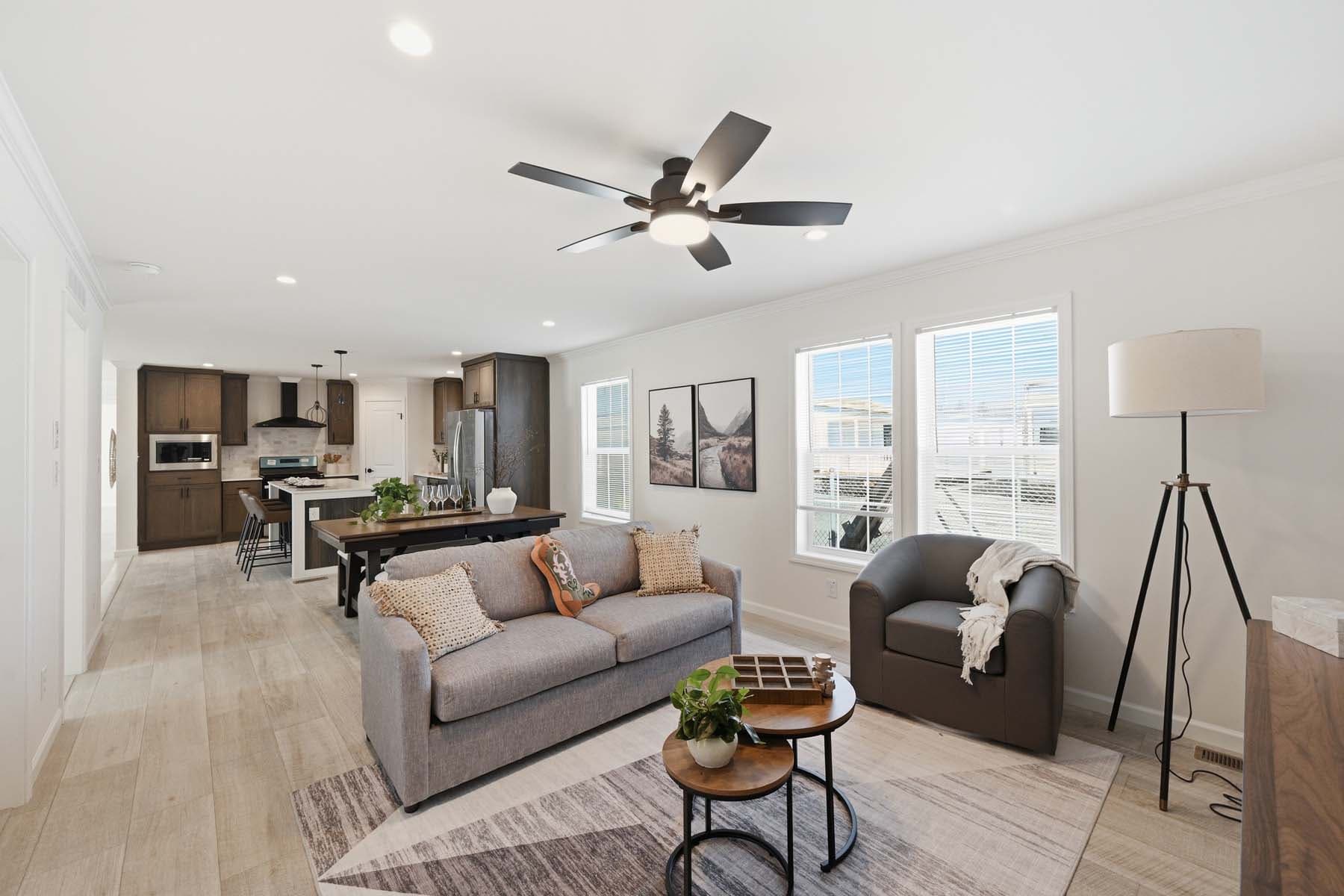 Abundance 1600 interior home features