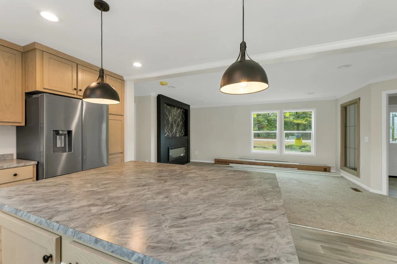 Spinel 64 kitchen home features