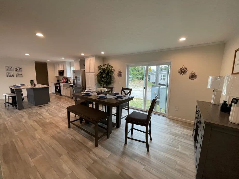 Moonstone interior home features