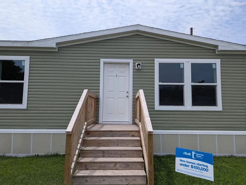 Moonstone hero, elevation, and exterior home features