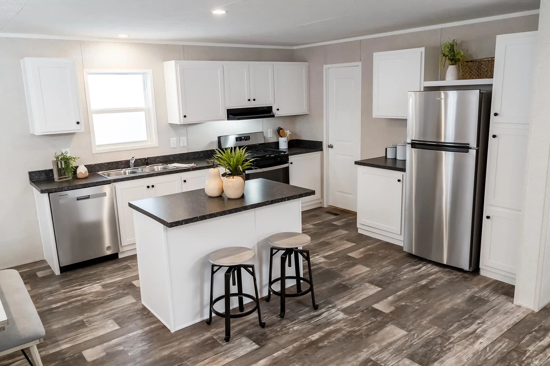 Flagstaff kitchen home features