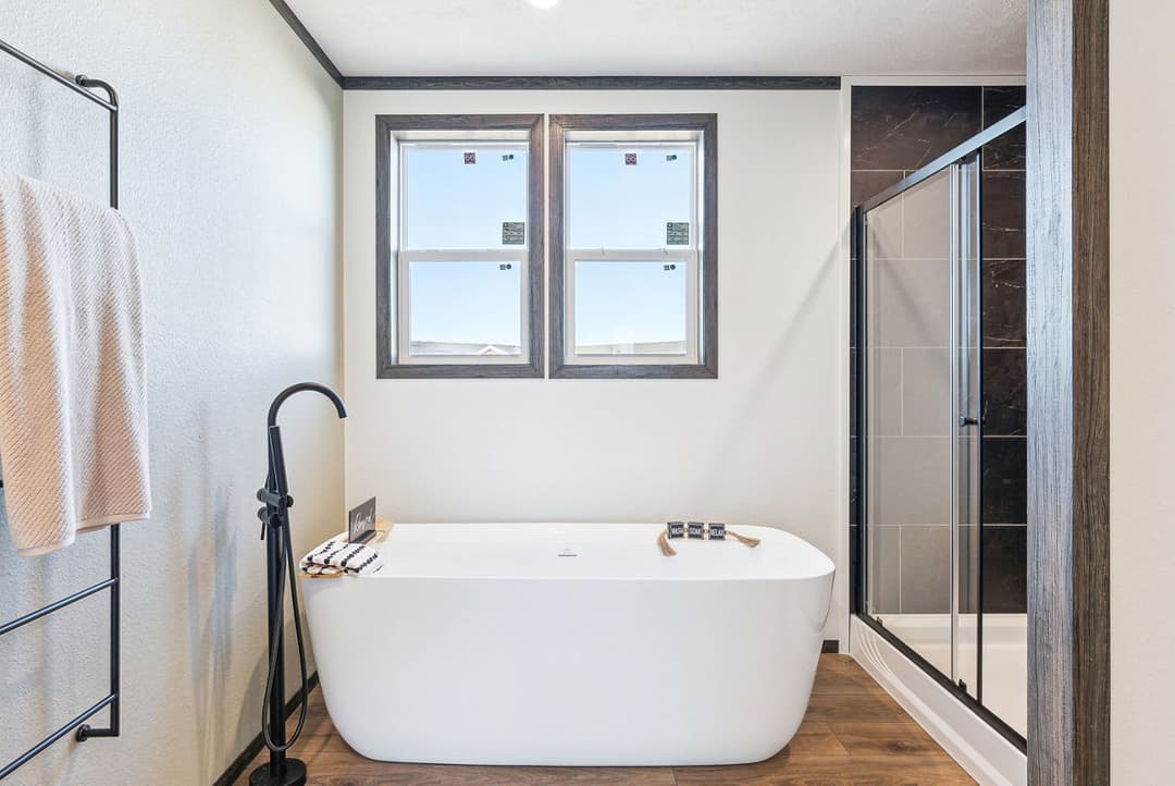 Bravery 2027 (5 bed) bathroom home features