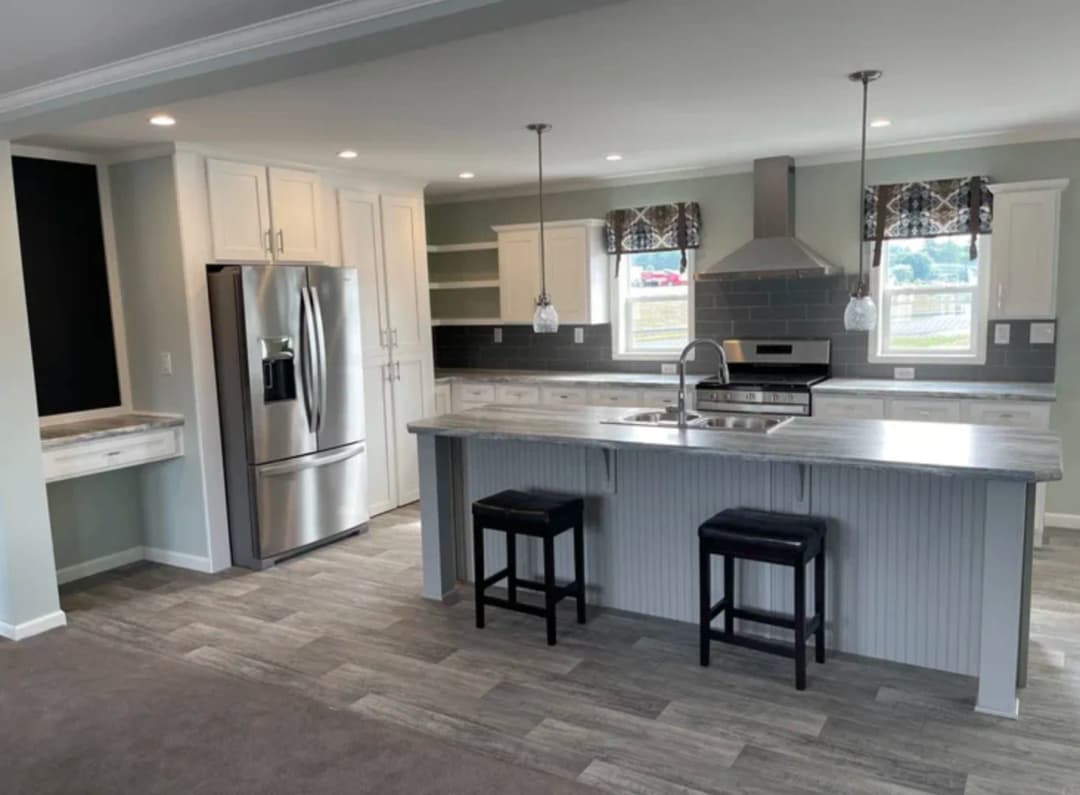 G-3465 kitchen home features