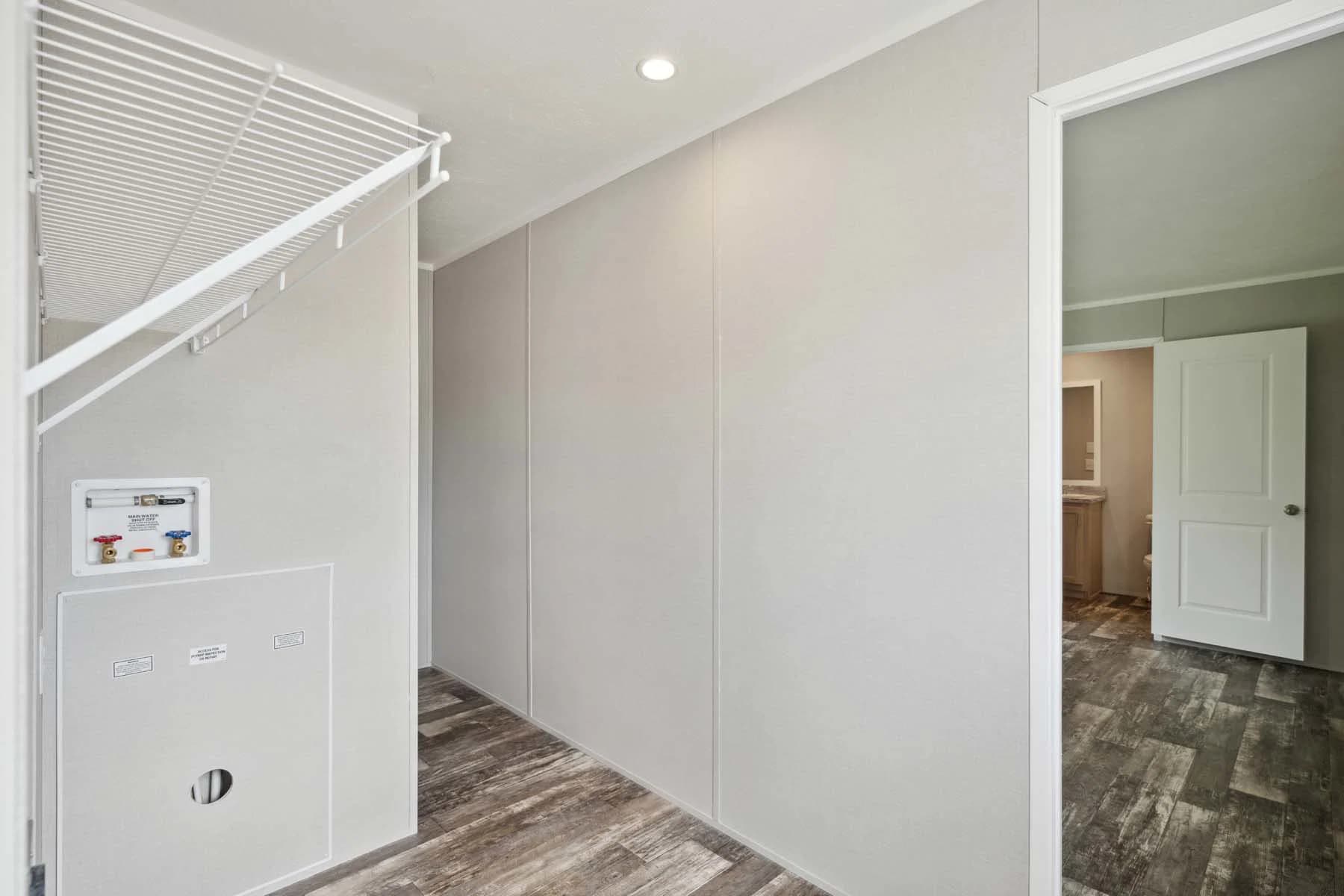 Placid 3 interior home features