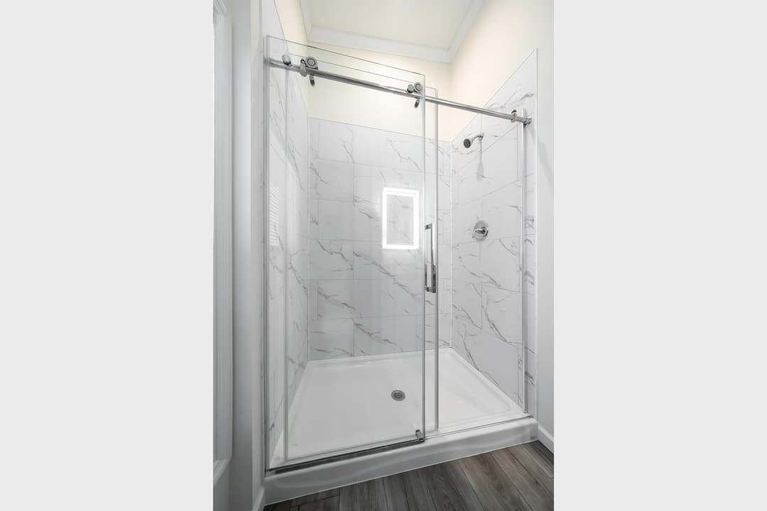 Shore park 1969sl bathroom home features